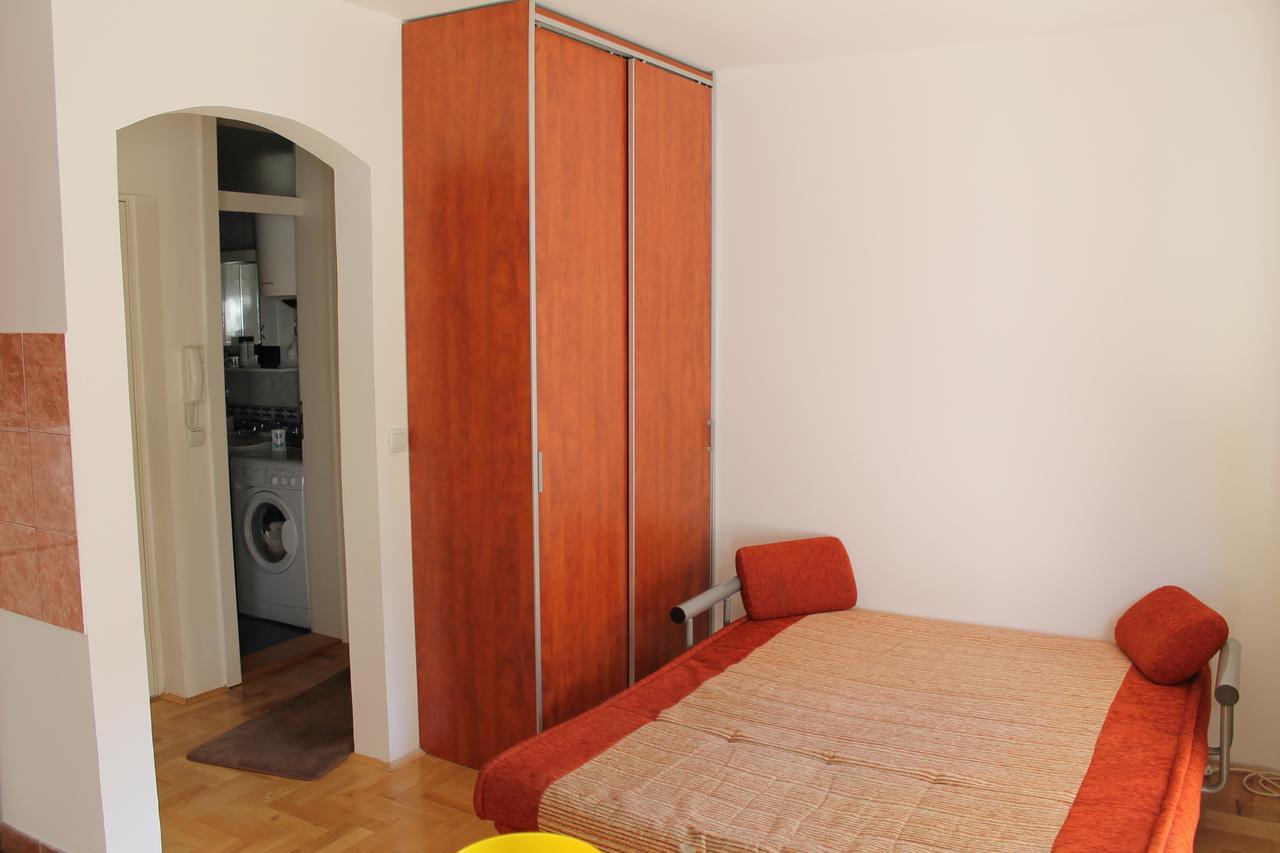 Calm Apartment Belgrade Exterior photo